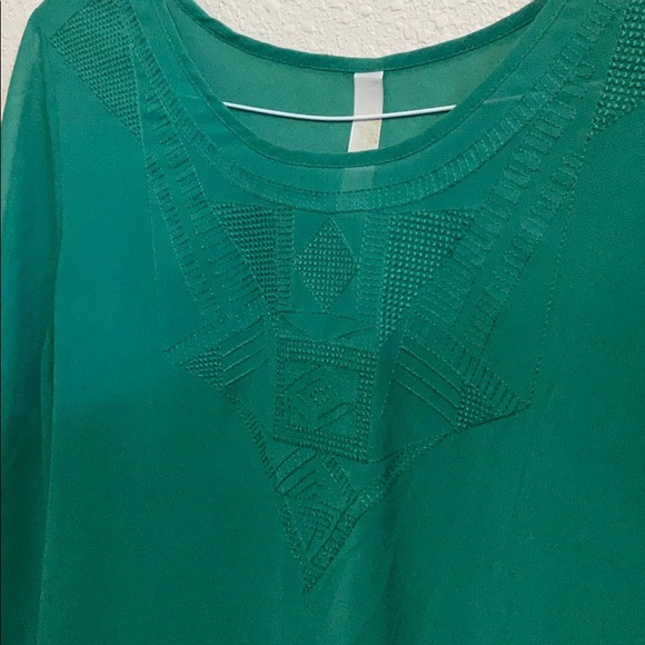 Blouse - Picture 2 of 2